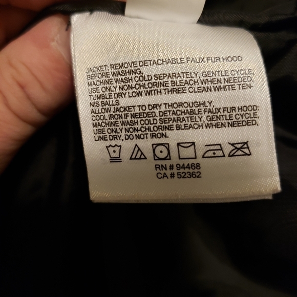 Laundry by Design Black Puffer Jacket Faux Fur Size Small - Picture 14 of 16